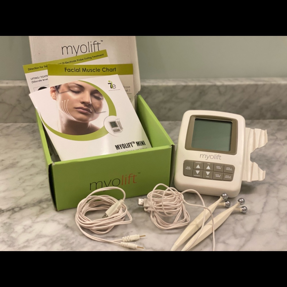 MyoLift Mini Microcurrent Machine - Picture 10 of 10